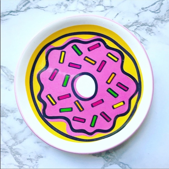 Target Donut Worry Be Happy Set 🍩🍩🍩 - Picture 3 of 5